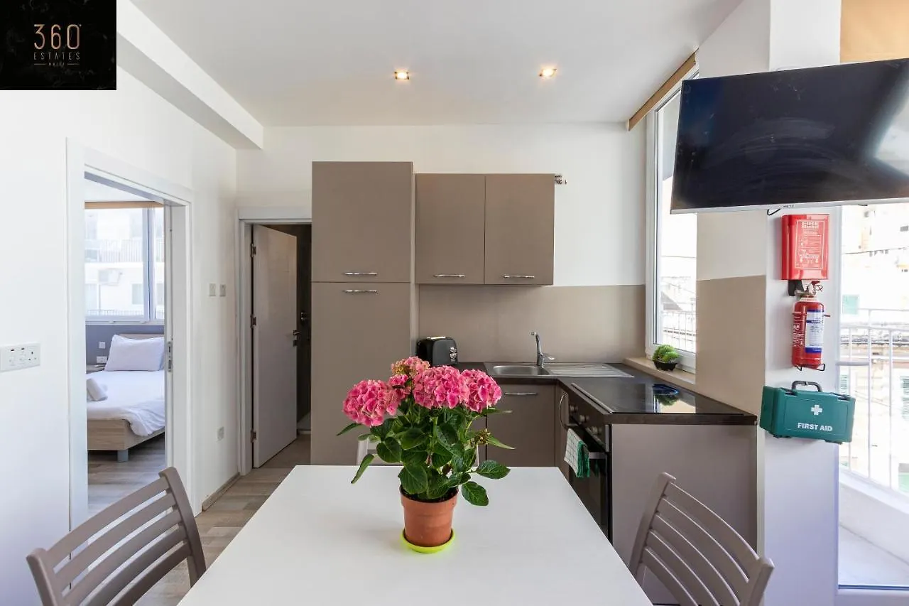 Paceville Apts - Distant Views From Beach - Wifi & Ac By 360 Estates Saint Julian's